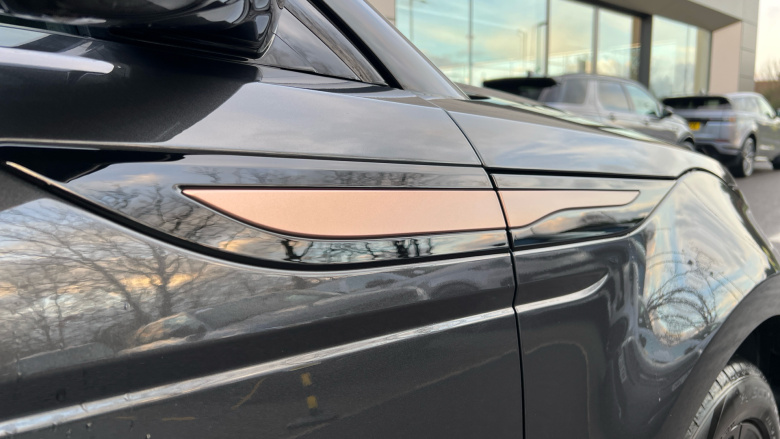 Land Rover Range Rover Evoque 2.0 D200 Autobiography 5dr Auto [Revised] Diesel Hatchback